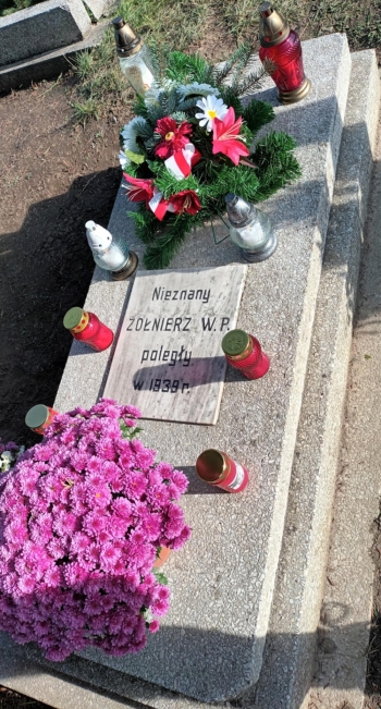 6f4ab7f4-6fdc-403e-a559-20caea398505