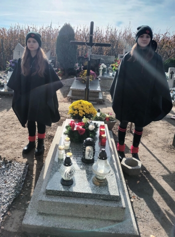 31f4731a-b57b-4949-b273-9e3c7351752e