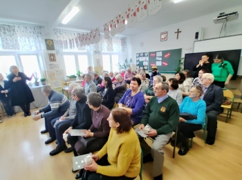 da6a479f-8715-4721-9d63-d3081624ead8