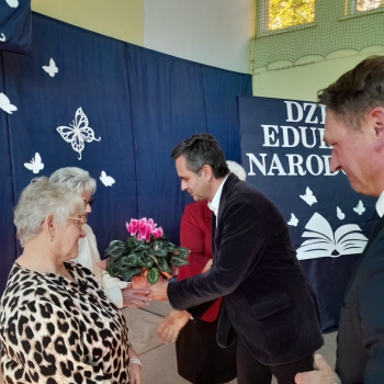 b2624009-cf20-4dd3-861c-46e1b3d0d8af.jpeg