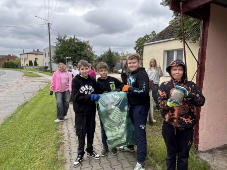Akcja Sprzątania Świata 2025 w naszej szkole