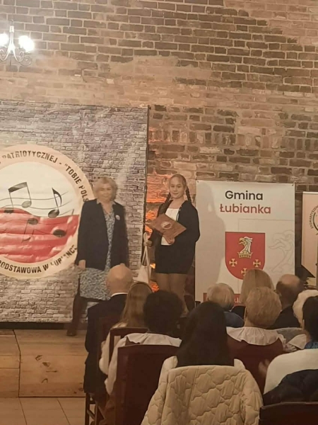 Uczennica naszej szkoły z wyróżnieniem w wojewódzkim konkursie!