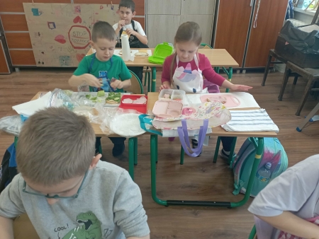 Zdrowo i kolorowo w klasie 1