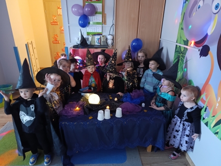 Andrzejki w grupie Motylki 