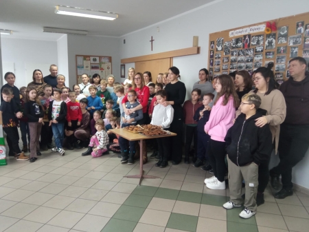 Świąteczne Warsztaty Pieczenia Pierników w klasach 1-3