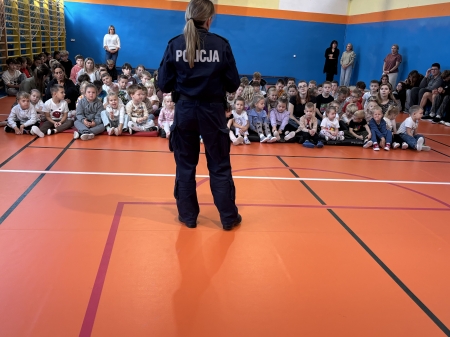 Bezpieczna droga do szkoły i bezpieczeństwo w sieci